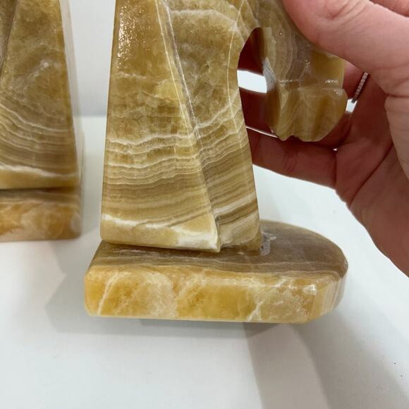 Pair of Vintage Beige Tan Neutral Mid Century MCM Onyx Stone Horse Head Bookends - Picture 5 of 6